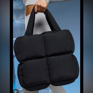 Oh Polly Bo + Tee Puffer tote